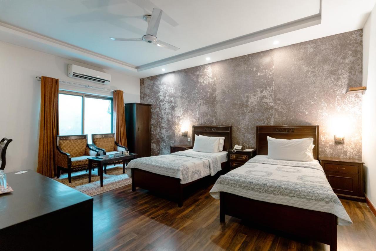 Vip House Hotel Peshawar Exterior foto