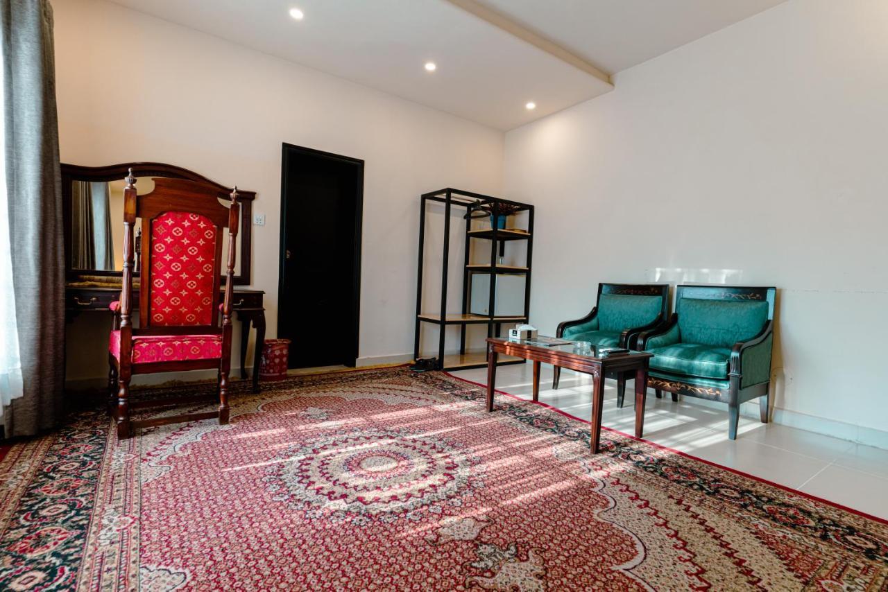 Vip House Hotel Peshawar Exterior foto